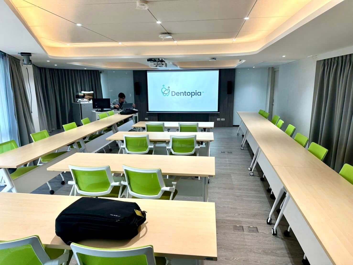 Dentopia Dental Clinic image 2